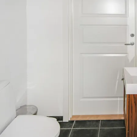 3 Bedroom Stunning In Rudkobing Holiday home Spodsbjerg