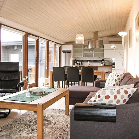 3 Bedroom Stunning In Rudkobing * Spodsbjerg